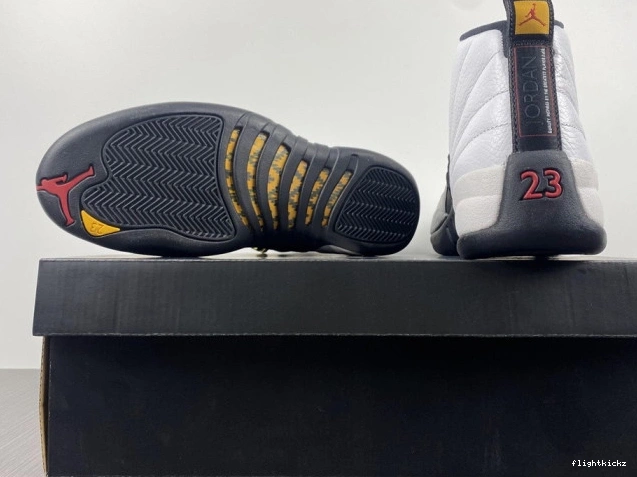 Retro Taxi (2013) 12 Jordan 130690-125 0825